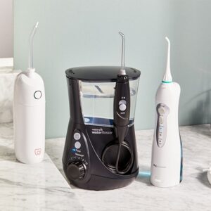 تمیزکننده بین دندانی