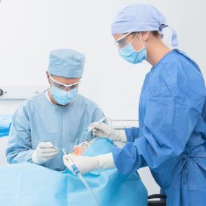 لباس و پوشش محافظتی