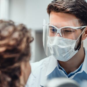 عینک و شیلد